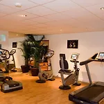 Chateau Jeanne & The Forest - Chateau De Montvillargenne Отель 4*