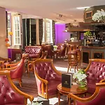 Hotel Chateau Jeanne & The Forest - Chateau De Montvillargenne