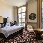 Chateau Jeanne & The Forest - Chateau De Montvillargenne Gouvieux