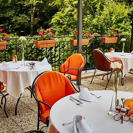 Chateau De Montvillargenne Hotel Gouvieux