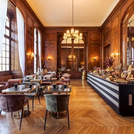 Hotel Chateau De Montvillargenne Gouvieux