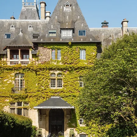 Chateau Jeanne & The Forest - Chateau De Montvillargenne Hotel 4*