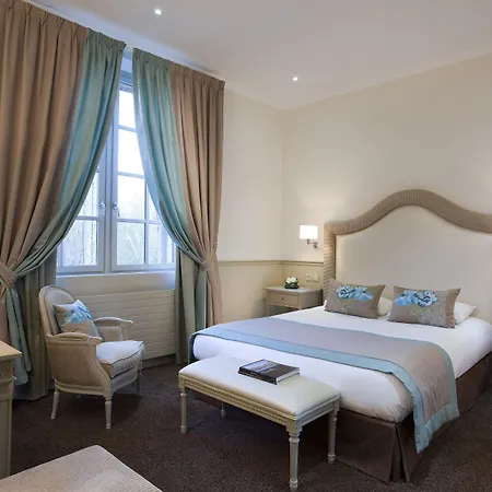 Chateau Jeanne & The Forest - Chateau De Montvillargenne Ξενοδοχείο 4*