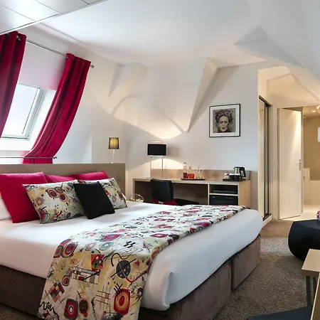 Chateau Jeanne & The Forest - Chateau De Montvillargenne Gouvieux