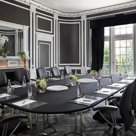 Hotel Chateau Jeanne & The Forest - Chateau De Montvillargenne Gouvieux