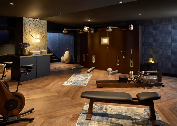 Chateau Jeanne & The Forest - Chateau De Montvillargenne