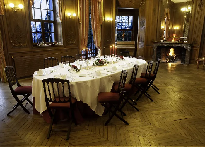 Chateau Jeanne & The Forest - Chateau De Montvillargenne Gouvieux