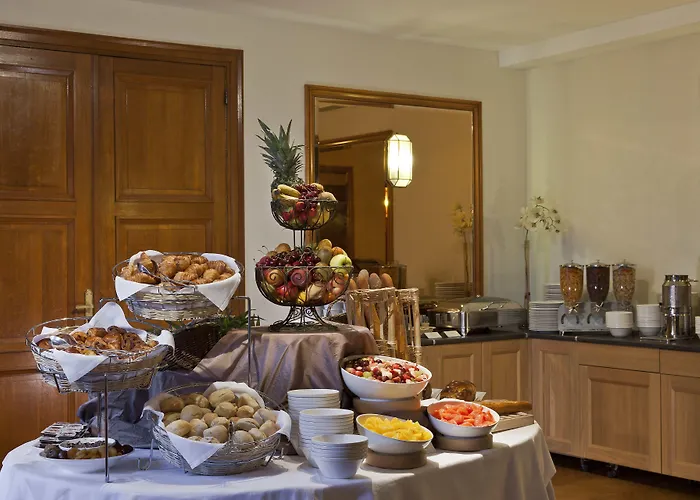 Chateau Jeanne & The Forest - Chateau De Montvillargenne Hotel Gouvieux